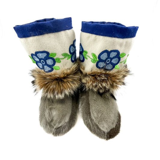 Seal and Coyote Mukluks (M10)