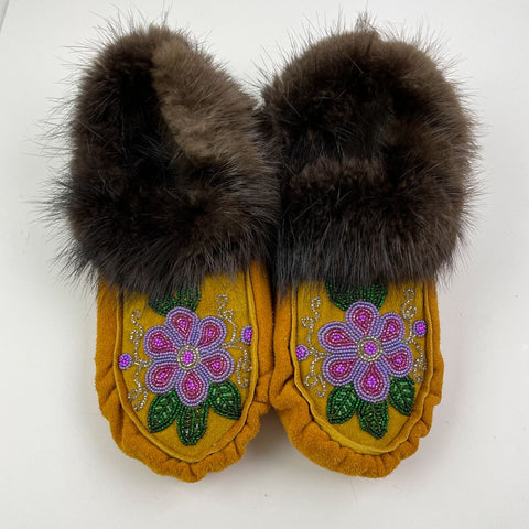 Beaded Moccasins - W10