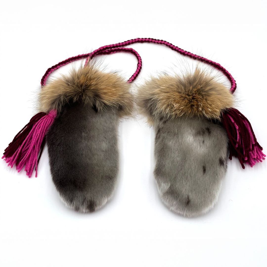 Seal & Coyote Mitts