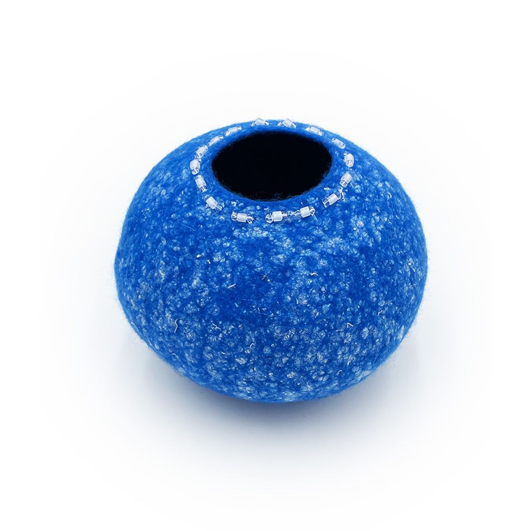 Frosted Vessel