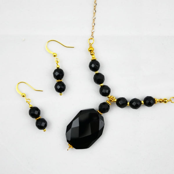 Necklace/Earrings Onyx + 12 Karat Gold