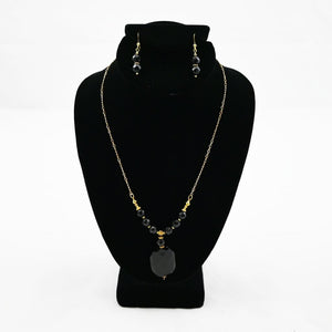 Necklace/Earrings Onyx + 12 Karat Gold